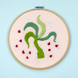 Plante sang _ embroidery _ broderie _ handmade _ art _ artisanat _ arthur plateau _ arthurplateau 